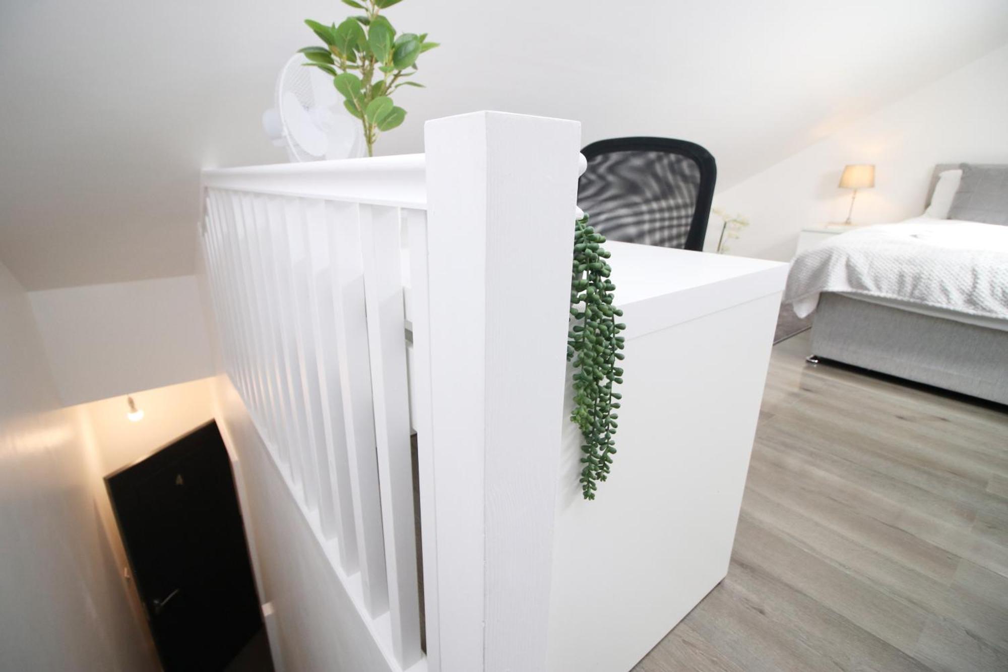 Modern Guesthouse, Fast Wi-Fi, Street Free Parking, Central, Fully Equipped Cardiff Exteriör bild